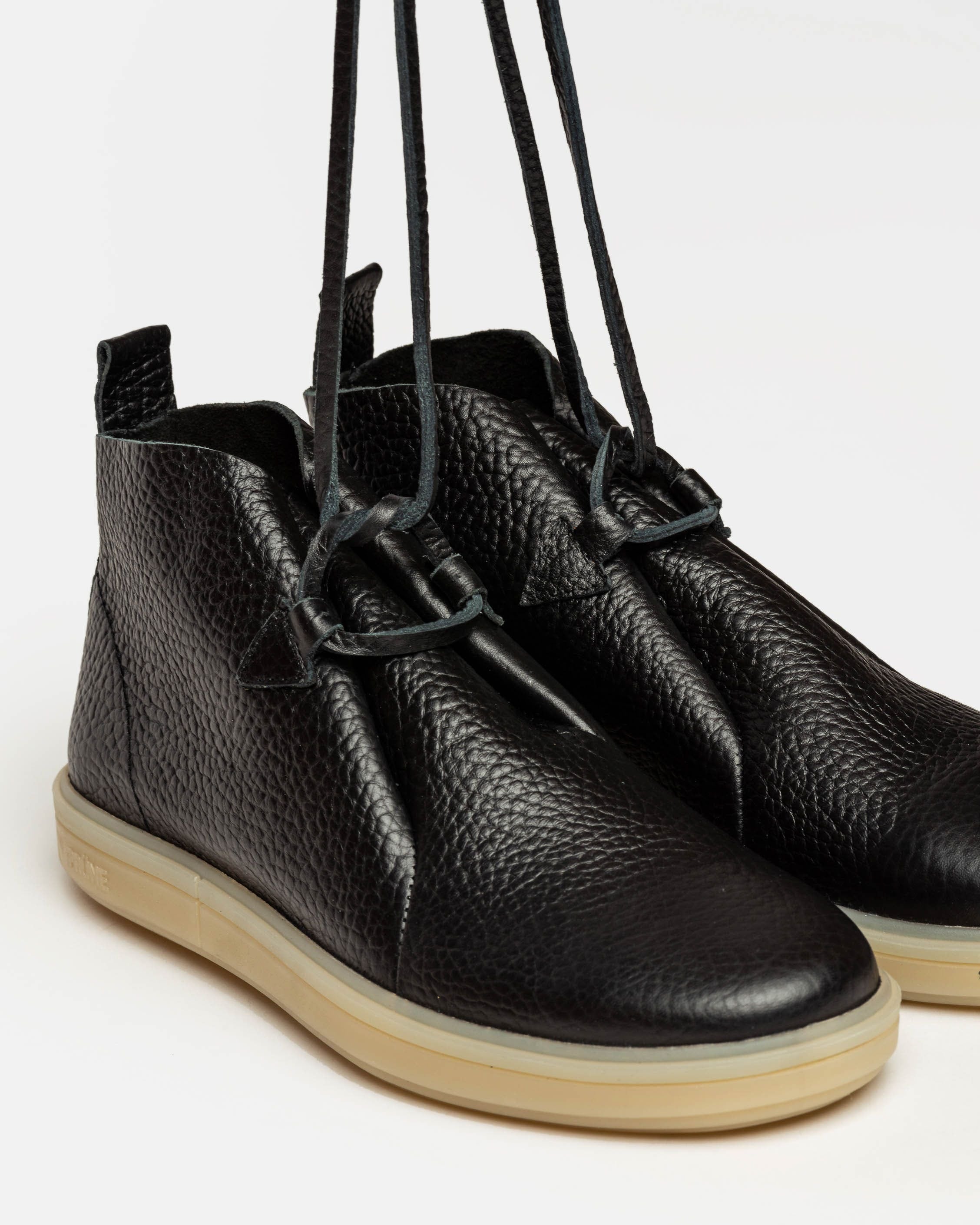 SNEAKER REBECCA EN CUERO GRANEADO