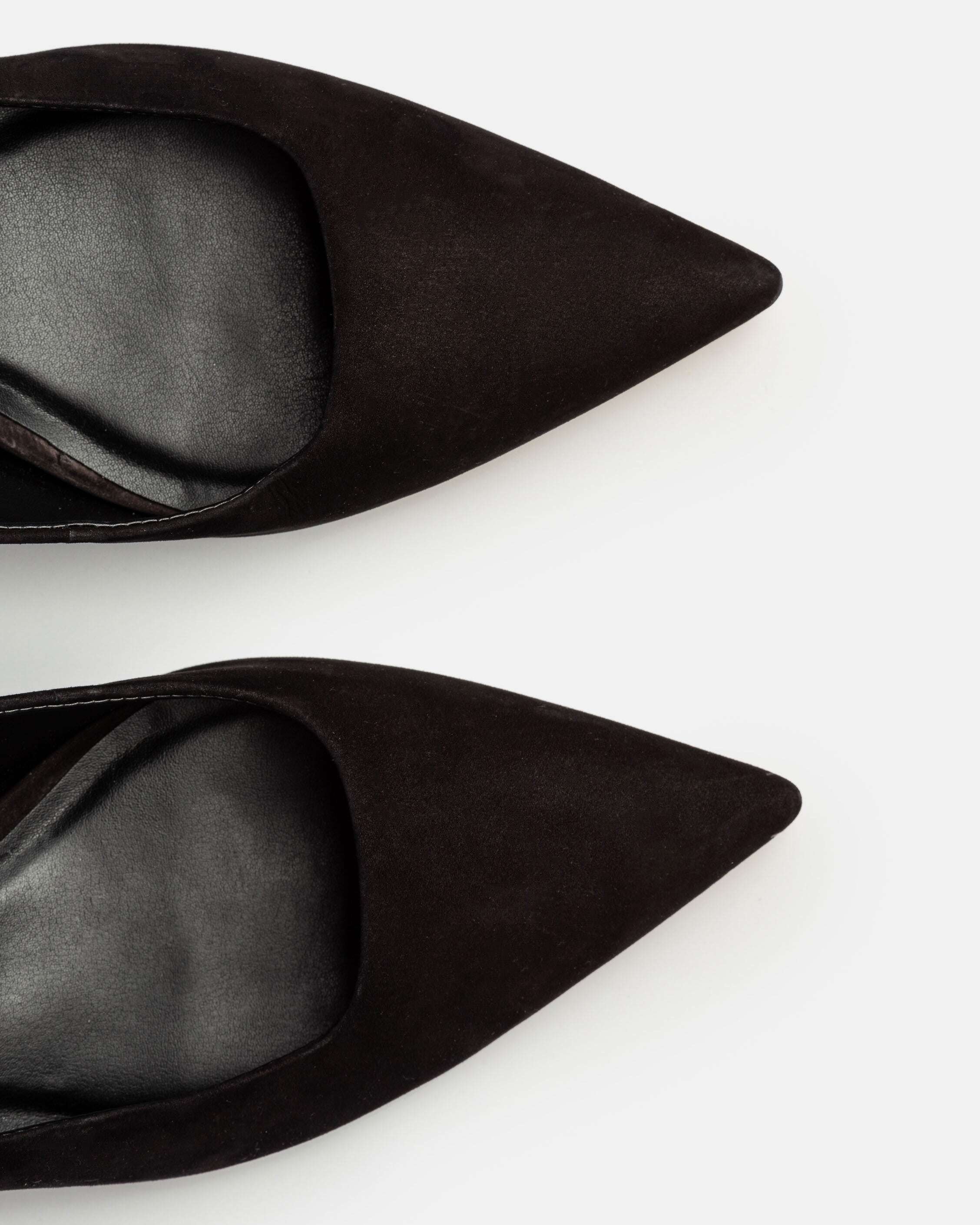 STILETTO MARGA EN CUERO NOBUK