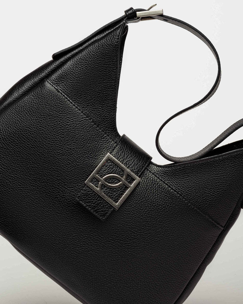 BOLSO SIGNATURE EN CUERO GRANEADO