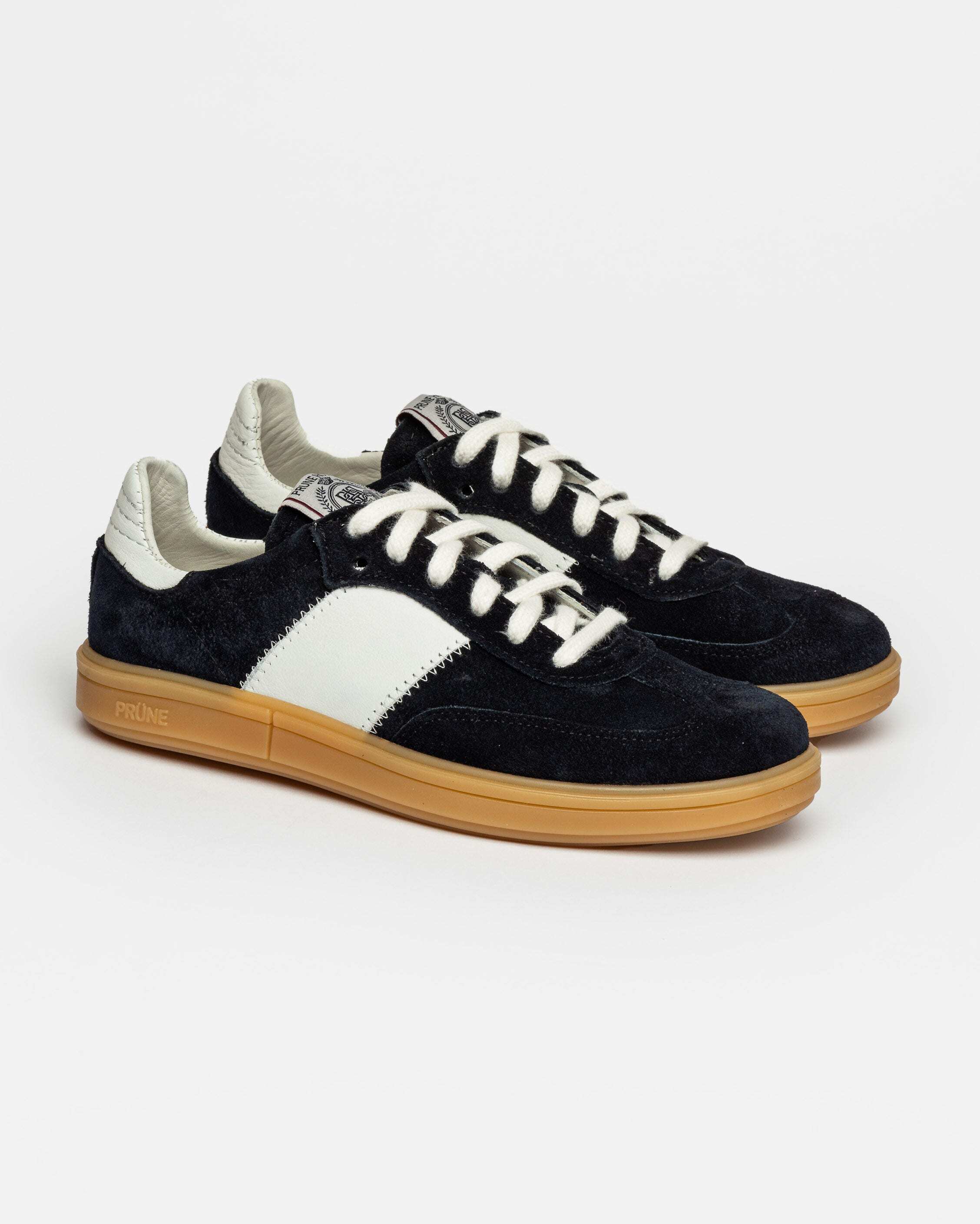 SNEAKER NIL EN GAMUZA