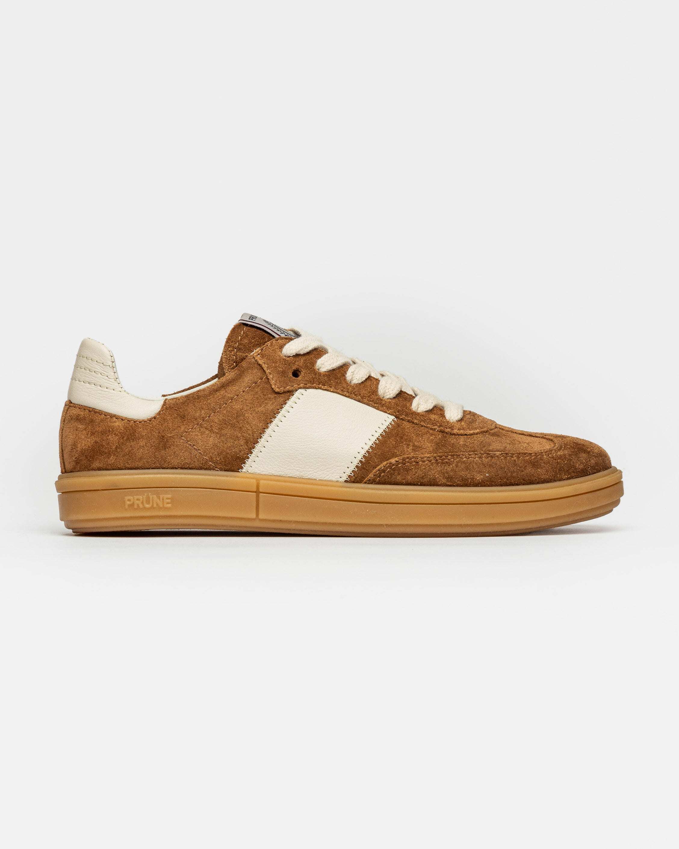SNEAKER NIL EN GAMUZA