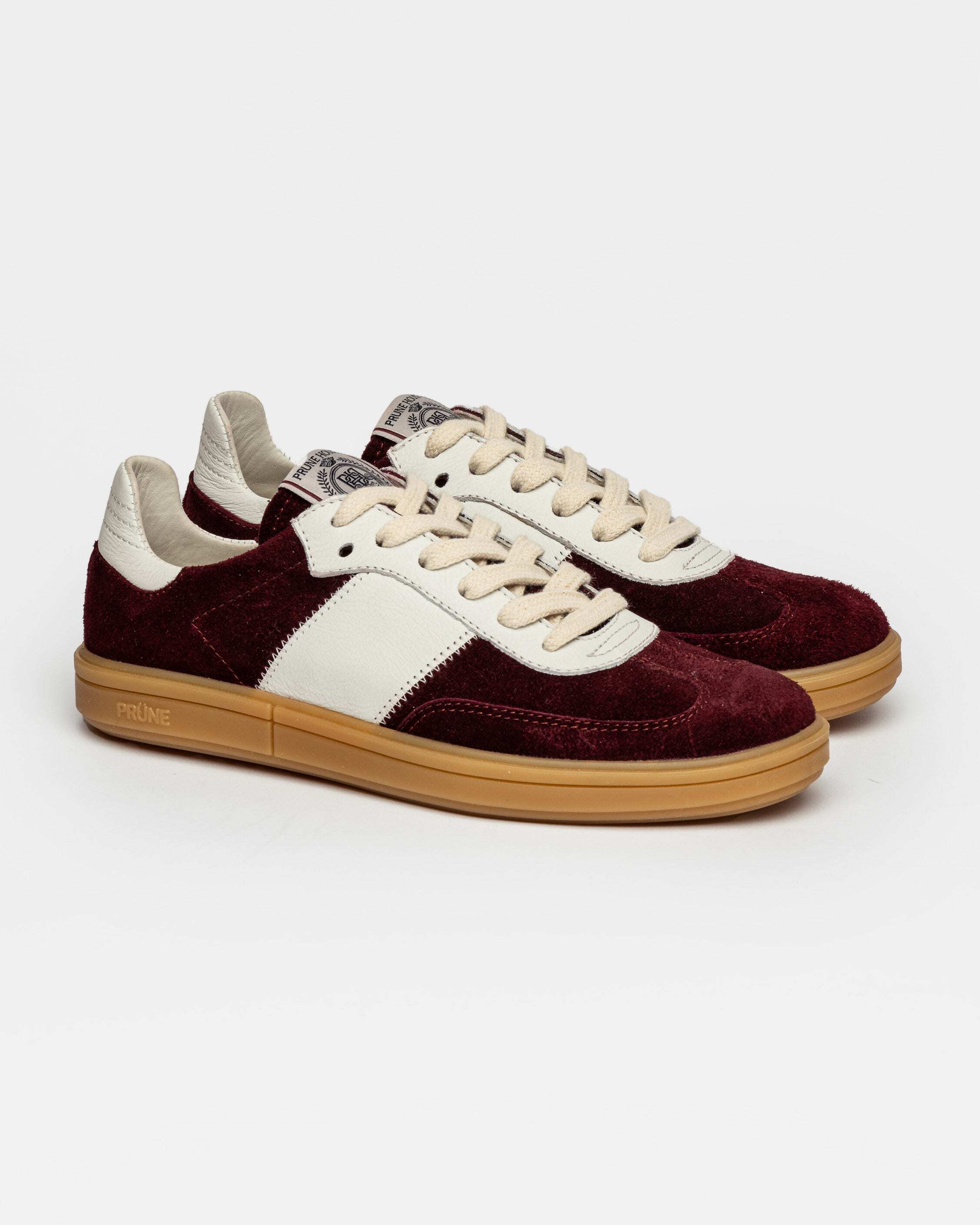 SNEAKER NIL EN GAMUZA