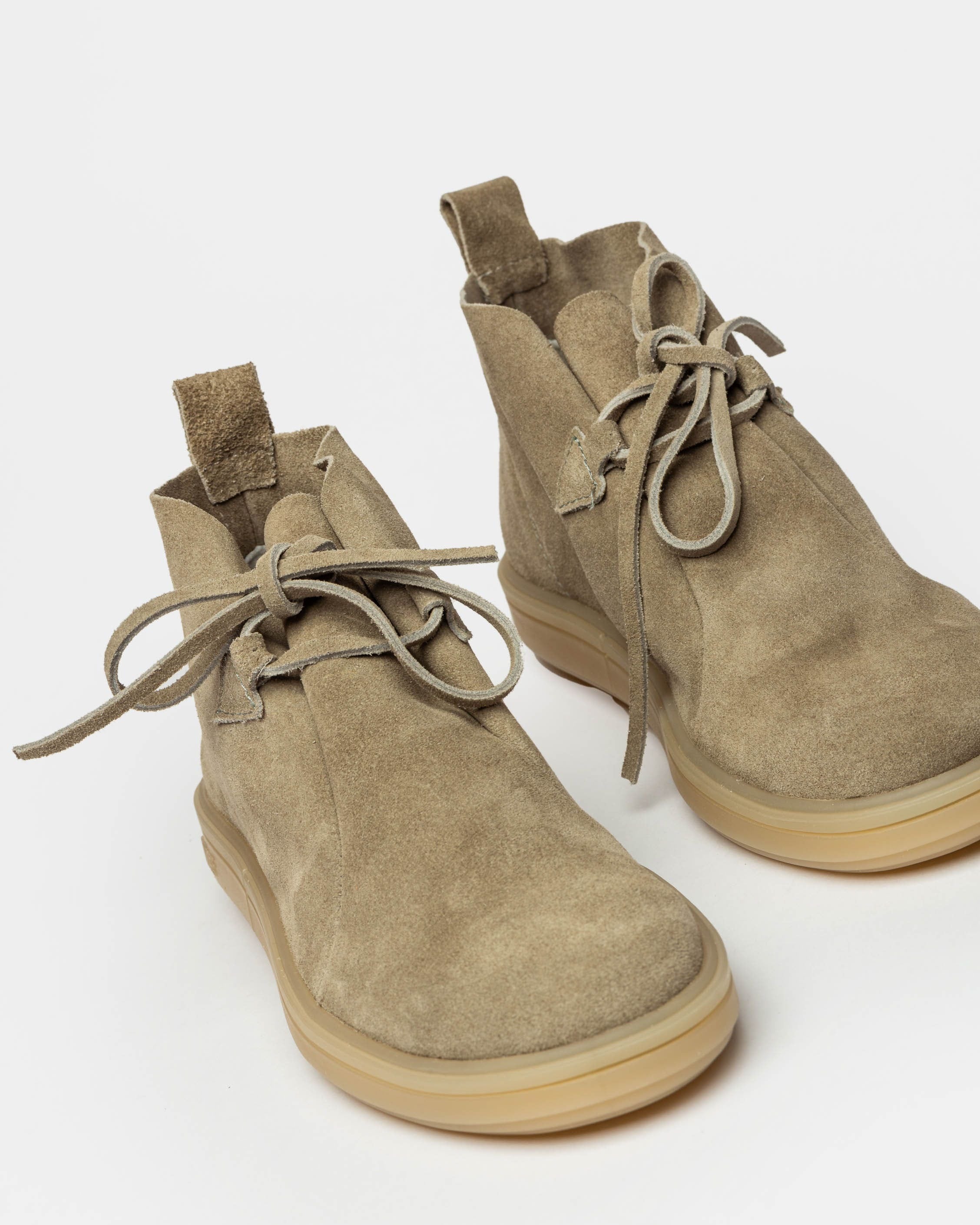 SNEAKER REBECCA EN GAMUZA
